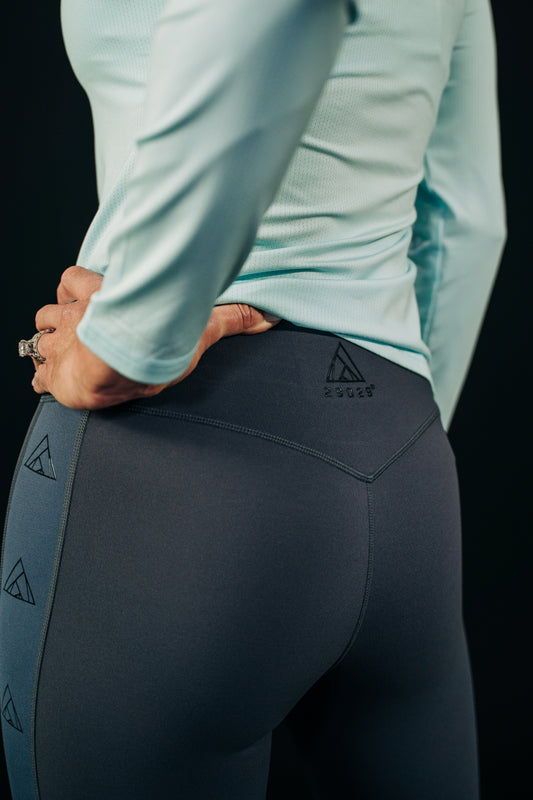 Summit Line Leggings